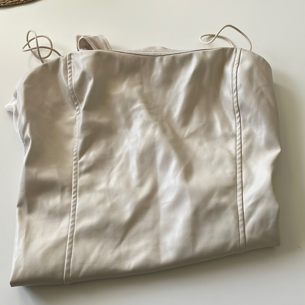 Heartloom cream bodysuit‎